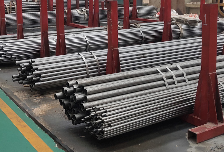 精拉管与无缝宅男宅女网的区别及具体生产工艺